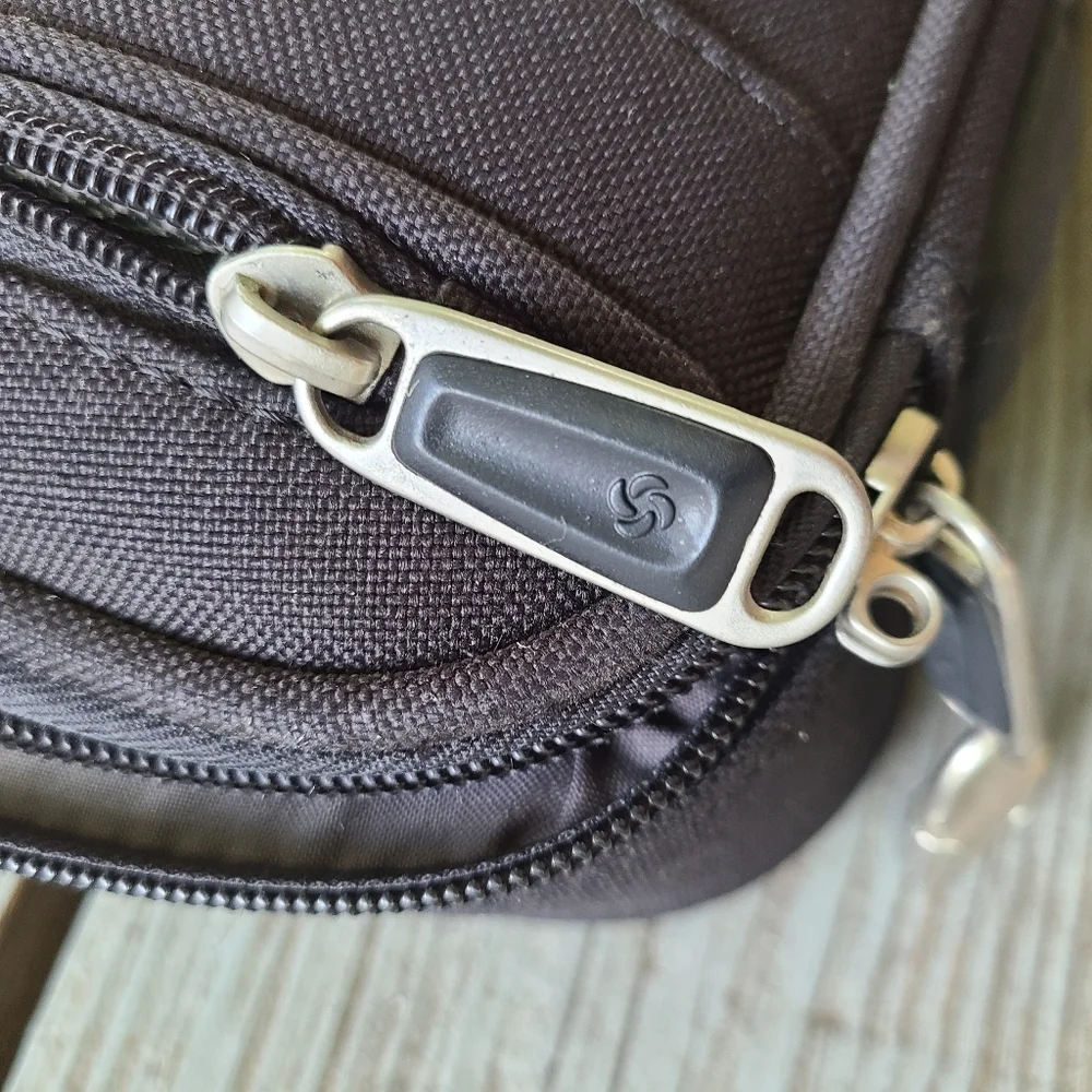 Samsonite Computer Laptop Bag Portfolio Messenger Bag Travel‎ Case Black